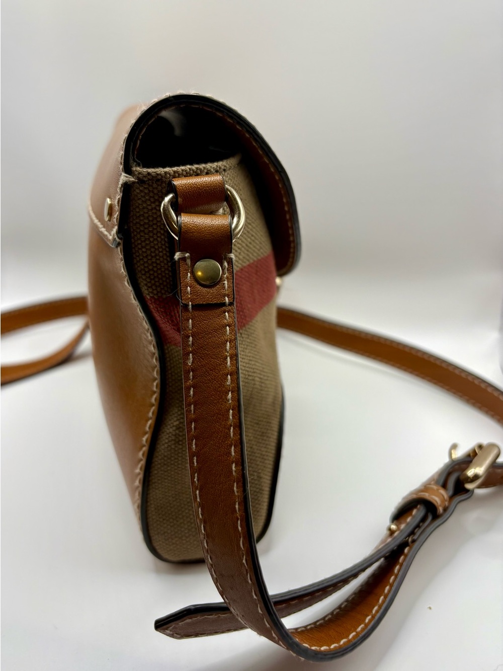 Auth Burberry Henham Canvas Check Crossbody Bag - Picture 6 of 15